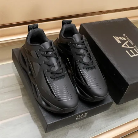 アルマーニ スニーカー