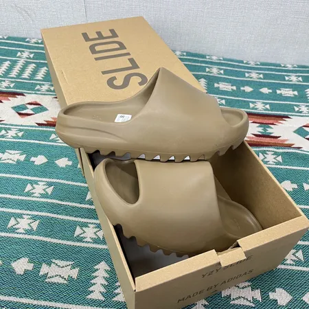 アディダス スリッパ