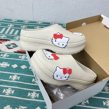 アディダス スリッパ