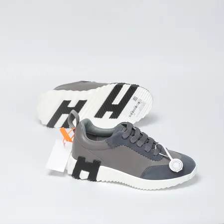 エルメス カジュアルシューズ