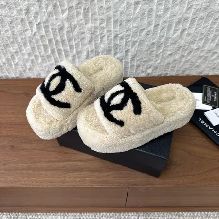シャネル スリッパ
