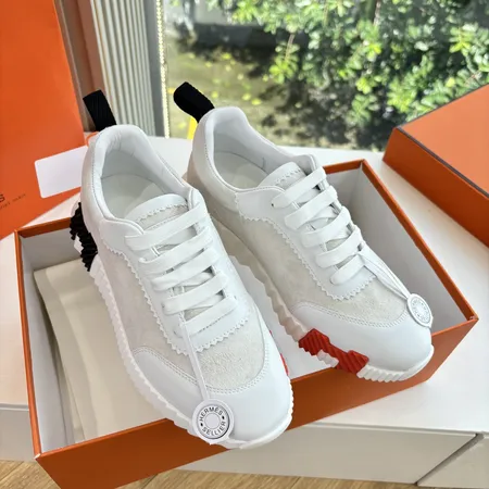 エルメス スニーカー