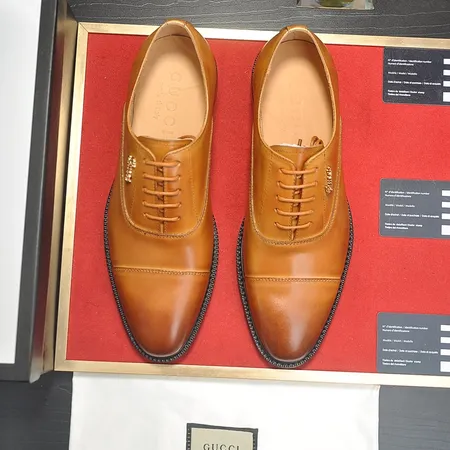 グッチ ビジネスシューズ