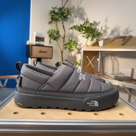 ノースフェイス カジュアルシューズ