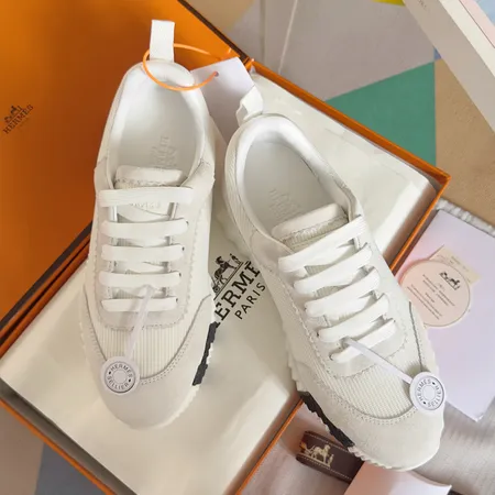 エルメス カジュアルシューズ