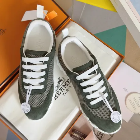 エルメス カジュアルシューズ