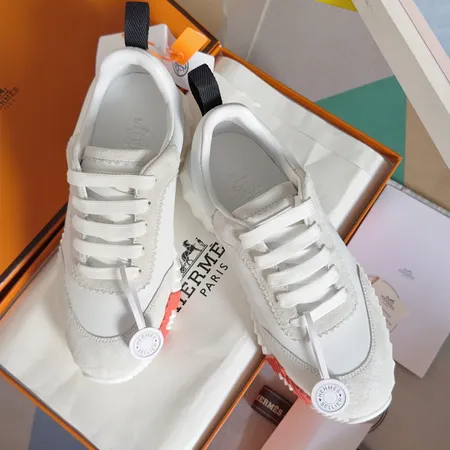 エルメス カジュアルシューズ