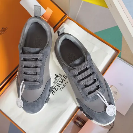 エルメス カジュアルシューズ