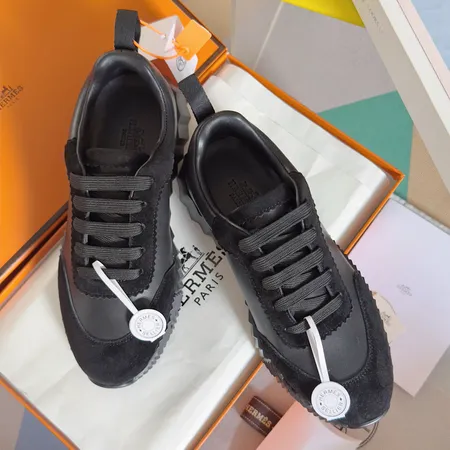 エルメス カジュアルシューズ