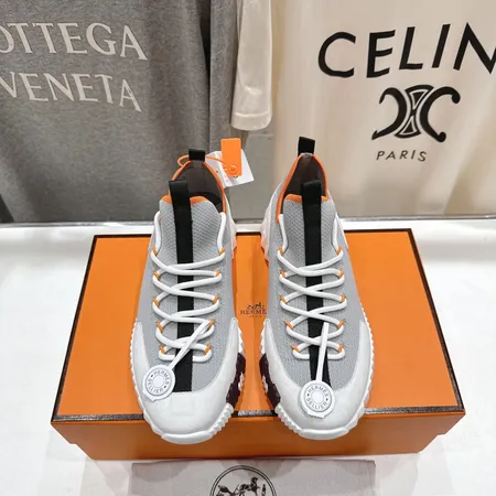 エルメス スニーカー