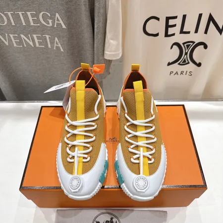 エルメス スニーカー