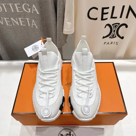 エルメス スニーカー