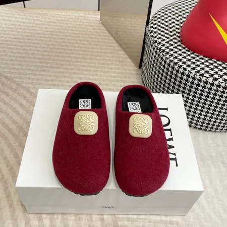 ロエベ スリッパ