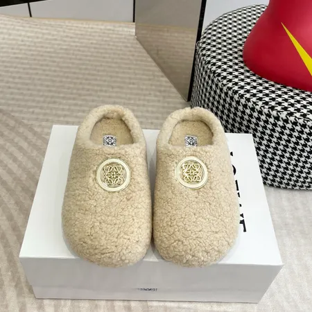 ロエベ スリッパ