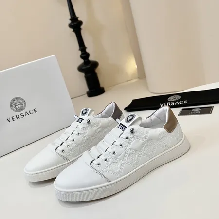 ヴェルサーチ カジュアルシューズ