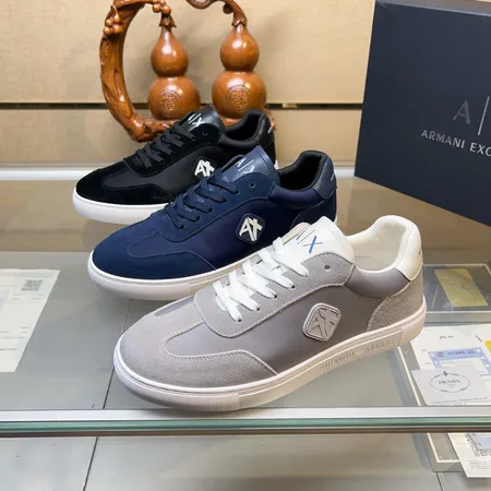 アルマーニ カジュアルシューズ