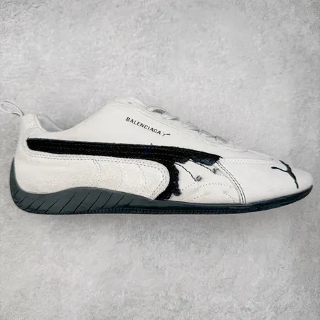 プーマ カジュアルシューズ