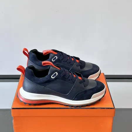 エルメス スニーカー