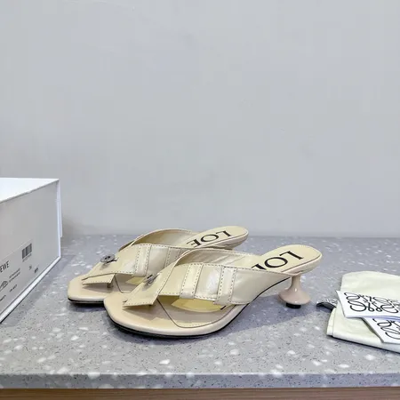 ロエベ サンダル