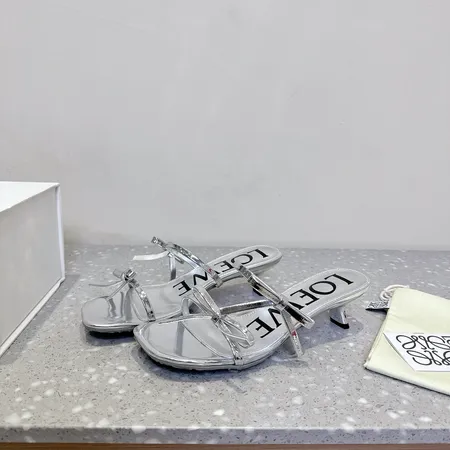 ロエベ サンダル