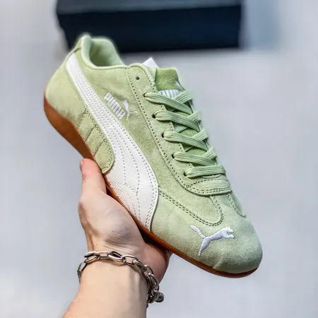 プーマ カジュアルシューズ