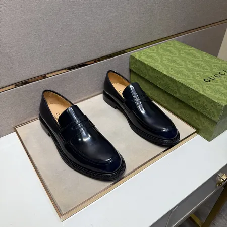 グッチ ビジネスシューズ