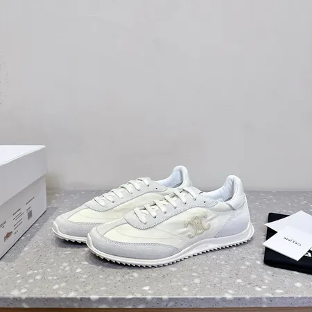 セリーヌ カジュアルシューズ