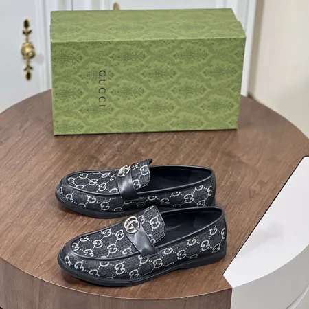 グッチ ビジネスシューズ