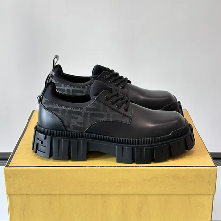 フェンディ ビジネスシューズ