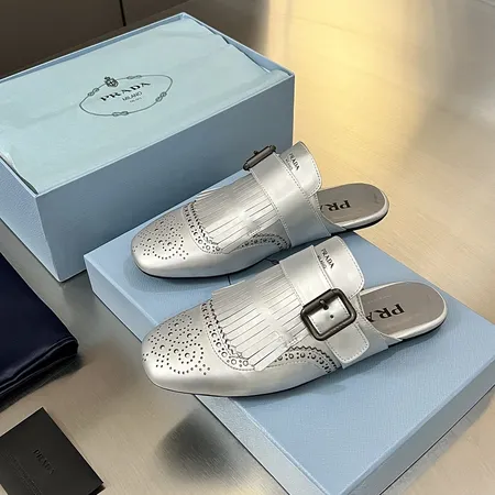 プラダ スリッパ