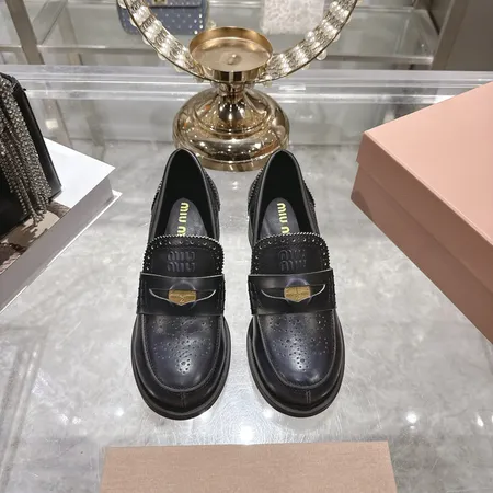 ミュウミュウ ビジネスシューズ