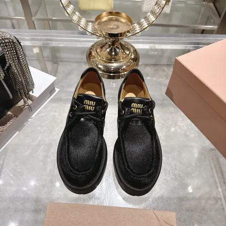 ミュウミュウ ビジネスシューズ