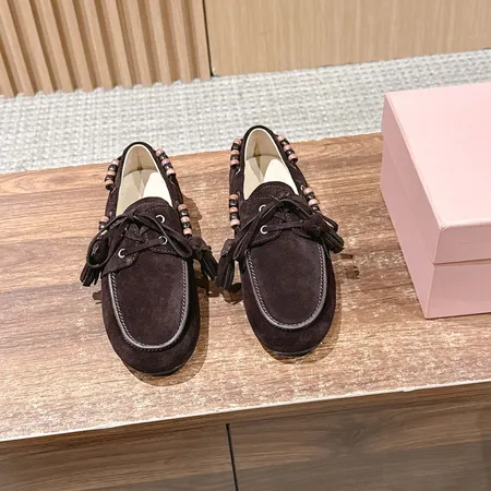 ミュウミュウ カジュアルシューズ