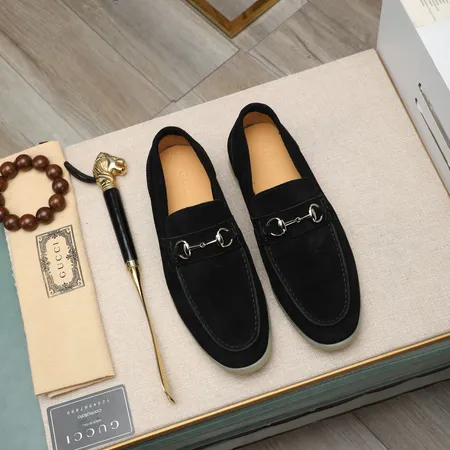 グッチ ビジネスシューズ