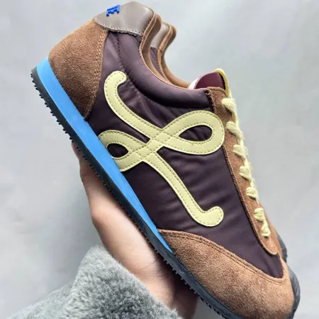 ロエベ カジュアルシューズ