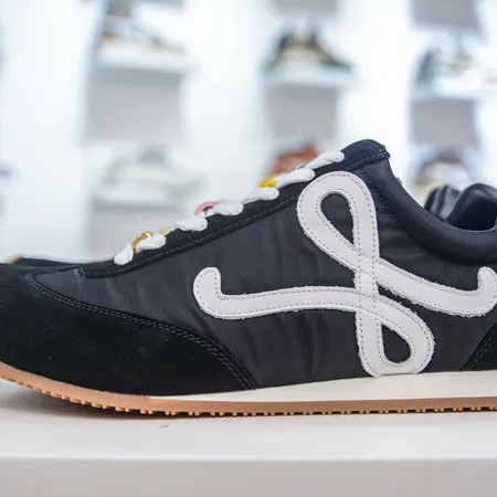 ロエベ カジュアルシューズ