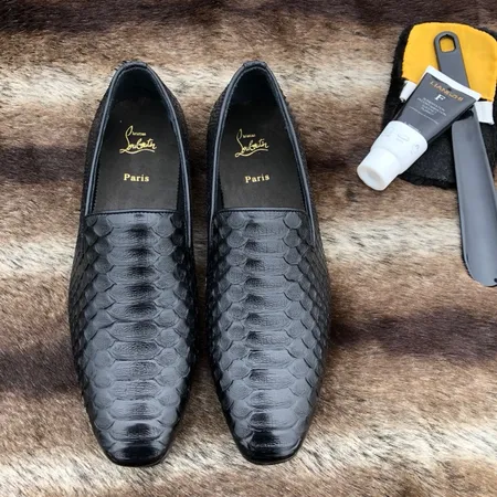 クリスチャン・ルブタン ビジネスシューズ