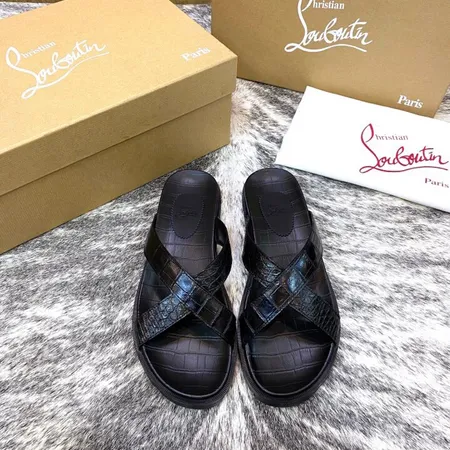 クリスチャン・ルブタン スリッパ