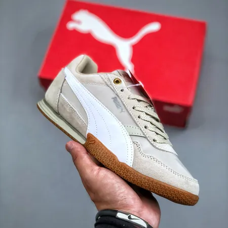 プーマ カジュアルシューズ