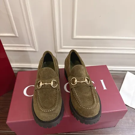 グッチ ビジネスシューズ