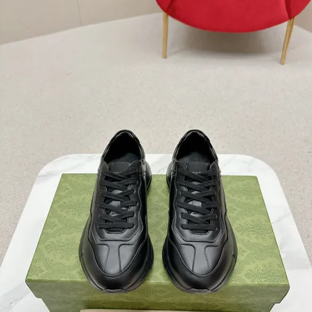 グッチ スニーカー