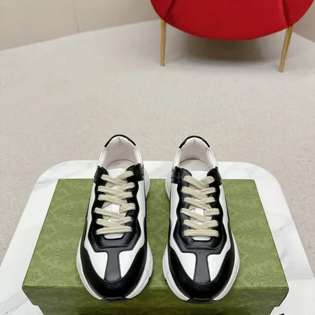 グッチ スニーカー