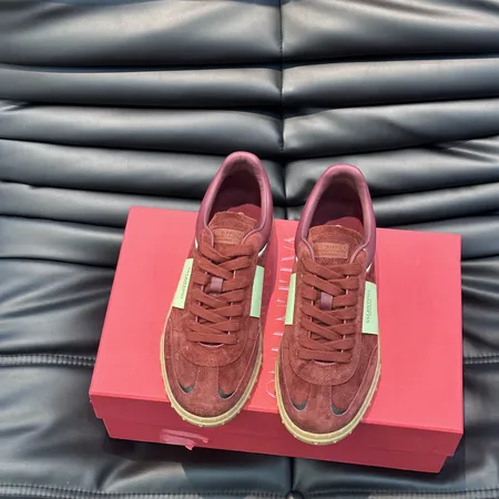 ヴァレンティノ カジュアルシューズ