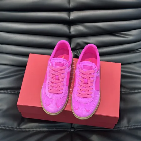 ヴァレンティノ カジュアルシューズ