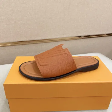 ルイヴィトン スリッパ