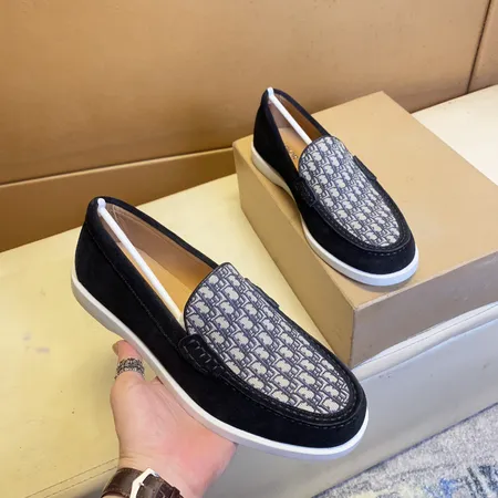 ディオール カジュアルシューズ