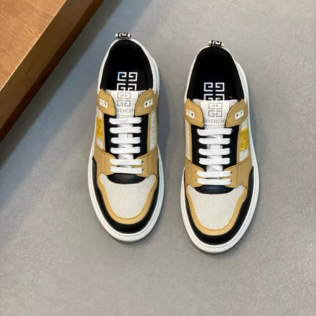 ジバンシィ カジュアルシューズ