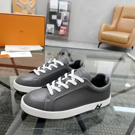 エルメス カジュアルシューズ