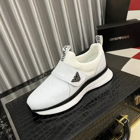 アルマーニ カジュアルシューズ