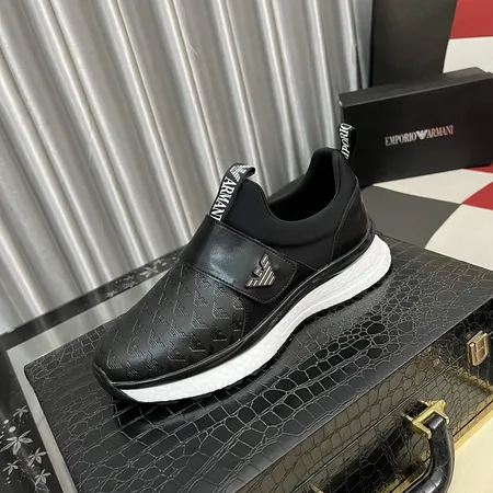 アルマーニ カジュアルシューズ